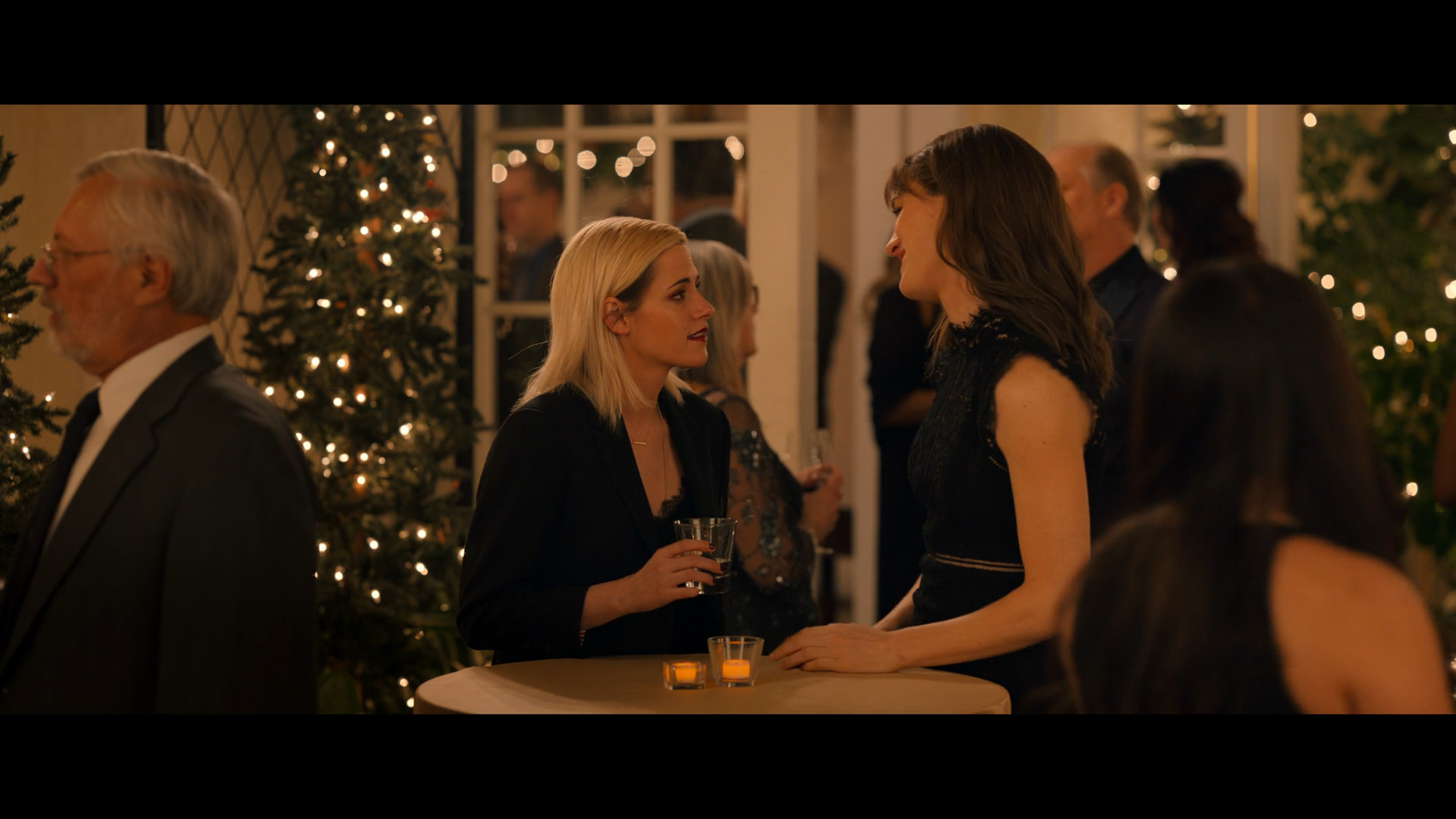 Christmas Movies #2: Happiest Season (2020)